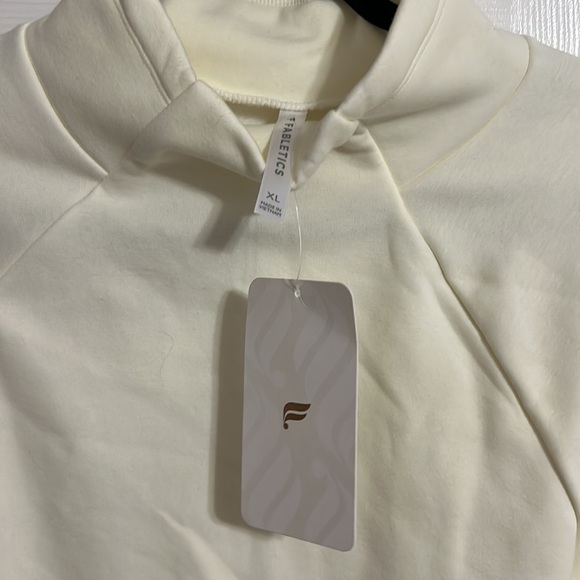 Fabletics Zaylee Funnel Neck Tunic NWT - Picture 5 of 6